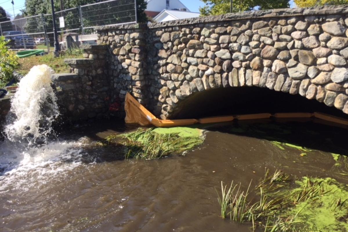 Dewatering outflow at Bridge 10-17-18