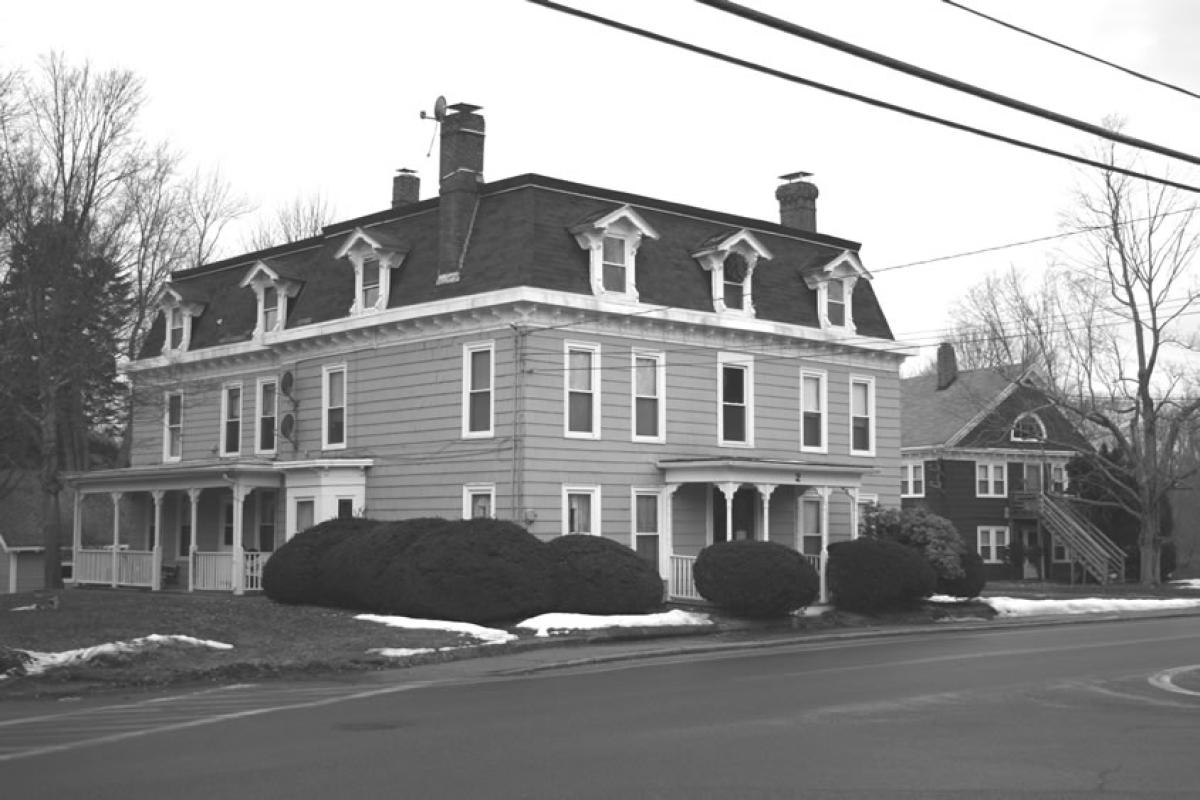 02-4 Neponset Street